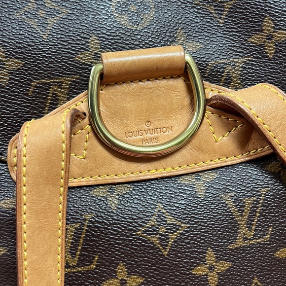 Louis Vuitton Montsouris MM backpack bag main image 12